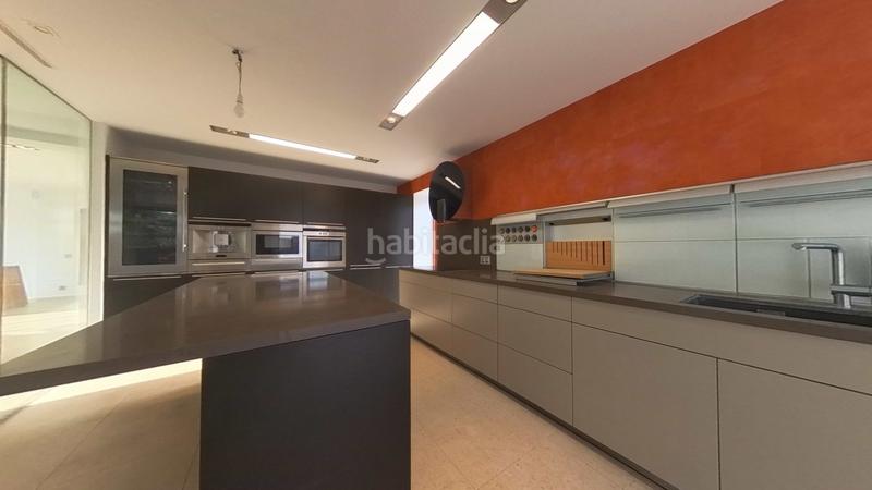 Foto 32cd9e4e-b3d6-4ce0-a4f6-635ae5c90d75. Chalet en Cumbres de Calicanto Torrent