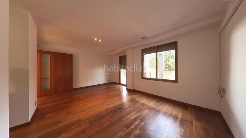 Foto 8373af20-da04-4b20-af0c-d7325e140244. Chalet en Cumbres de Calicanto Torrent