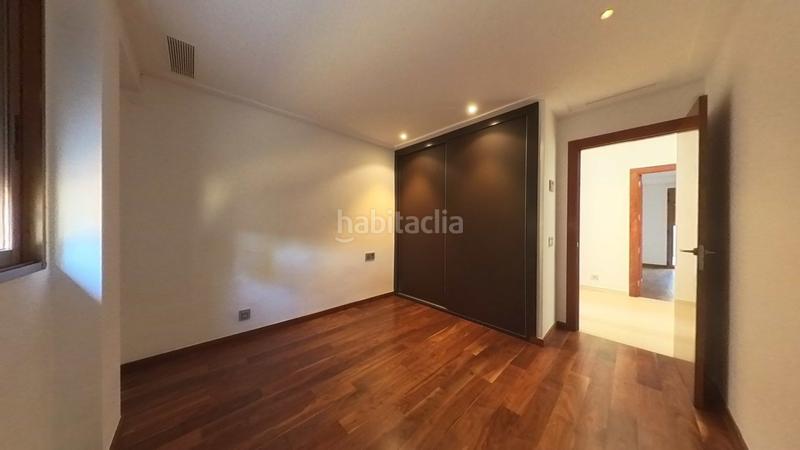 Foto bbd4f1c5-3df3-49a1-8a1f-84a0d42ed0c3. Chalet en Cumbres de Calicanto Torrent