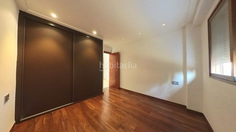 Foto 0b44d7fb-d9e7-45fc-8b8d-7560b06cd5ee. Chalet con riscaldamento piscina in Cumbres de Calicanto Torrent