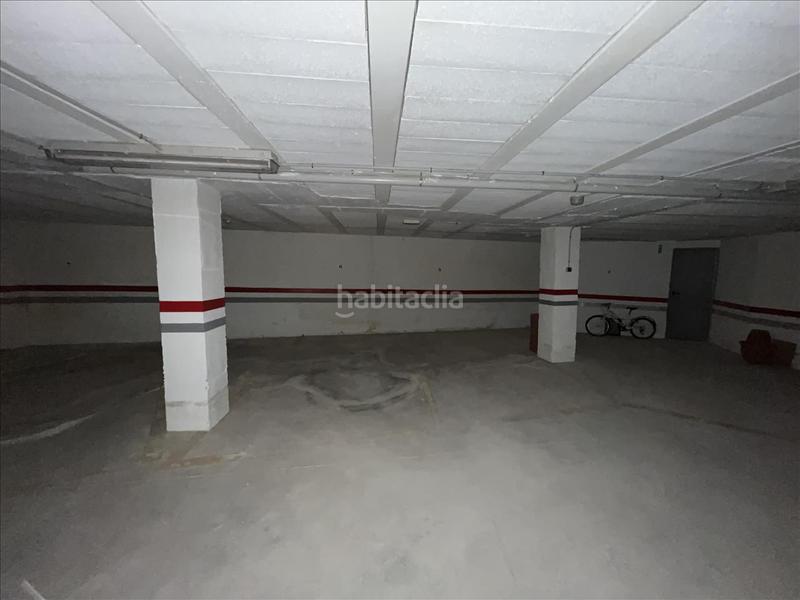 Foto 34cbee74-939a-496f-a531-c75ccb654087. Aparcament cotxe a Puerto Deportivo Torrevieja