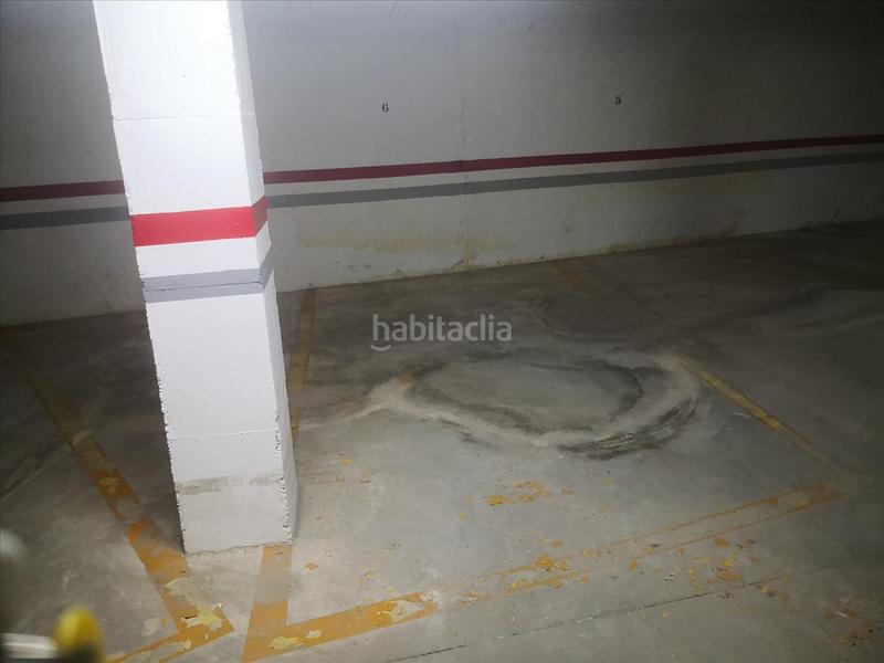 Foto e12b29f7-1fae-47e4-8bf5-03eb3a8da8ba. Aparcament cotxe a Puerto Deportivo Torrevieja