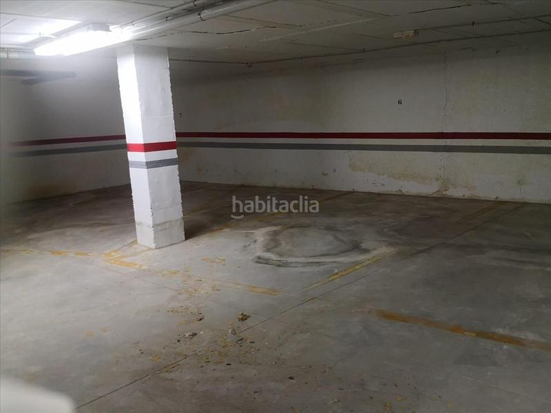 Foto bd18fe52-24d9-4d01-ba9a-837861213cc4. Parking coche en Puerto Deportivo Torrevieja