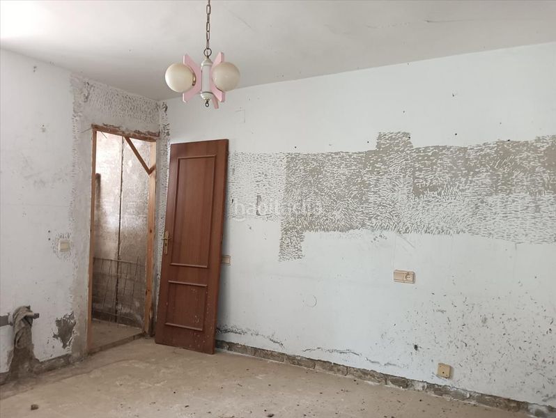 Foto ca8e3f94-4315-4eae-aa6b-adb10b530a0c. Casa a Villacarrillo