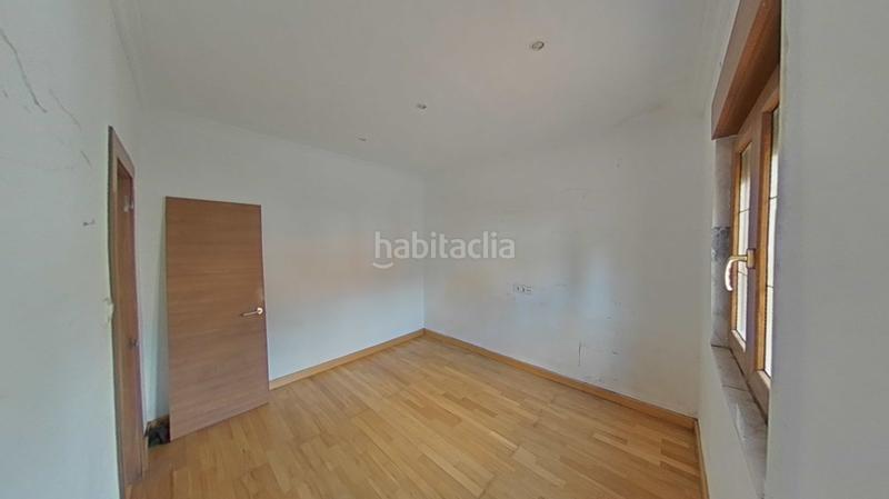 Foto e62c8610-de3e-44a0-bda0-fbfaba6d2cca. Casa in La Felguera Langreo