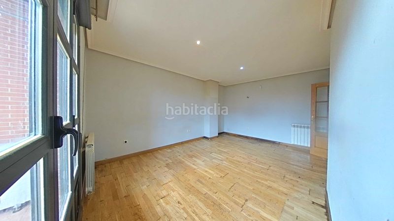 Foto 4b8d672d-11c1-4c5a-8a38-ed6b3efbfae0. Piso en Haro