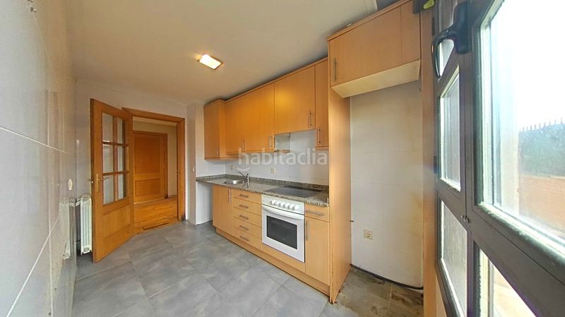 Foto c49f53e3-ebbc-42c5-8bc1-c87f2ac0a91e. Piso en Haro