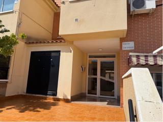 Etagenwohnung  Angeles