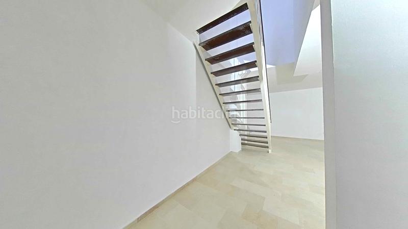 Foto 2d61a60b-52ac-477a-9299-6914c5cc2d06. Business premise in Mairena del Alcor