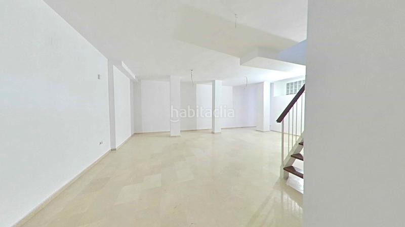 Foto 3778f9fd-b5fb-41eb-b56e-889335fa14a3. Business premise in Mairena del Alcor