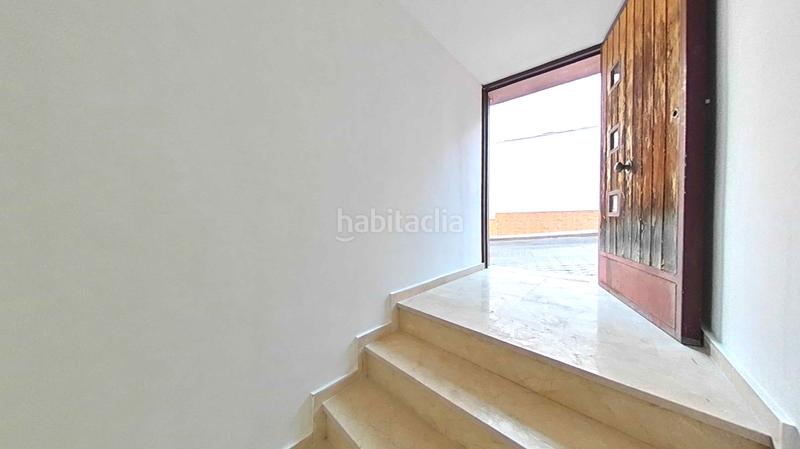 Foto 154ef0fa-b0fb-409f-93de-d505270cd03f. Locale commerciale in Mairena del Alcor