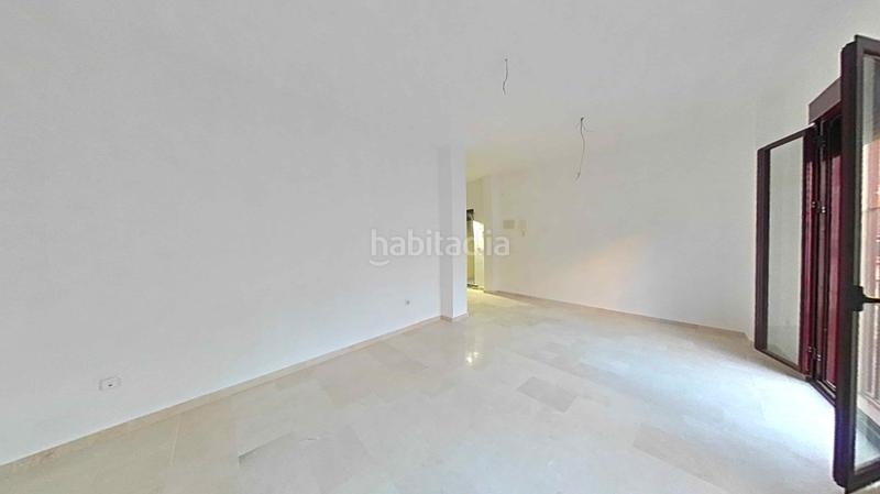 Foto e44e24cd-01da-4954-82d5-fd3ee4821902. Locale commerciale in Mairena del Alcor