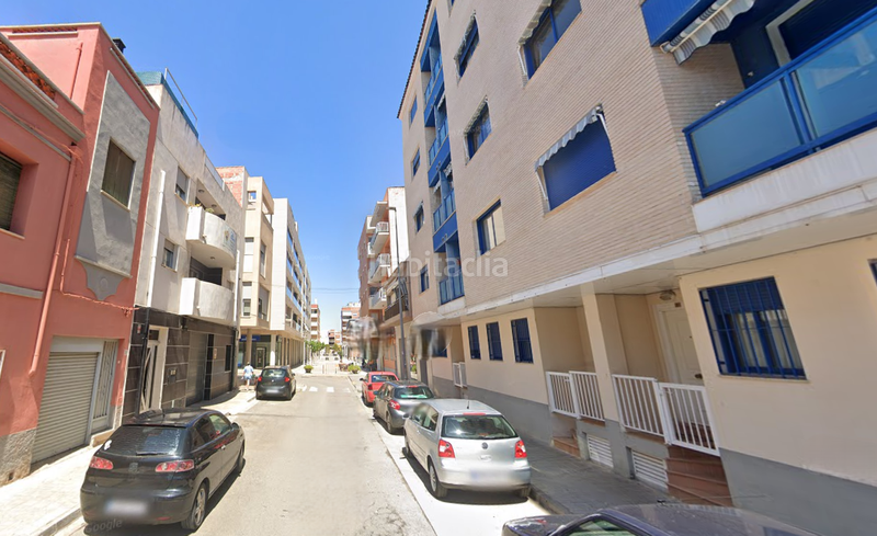 Foto dae19ee3-72ea-4062-9fa0-7e4fc0533889. Parking voiture dans Puerto Benicarló