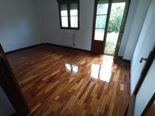 Casa adossada  Pomaluengo
