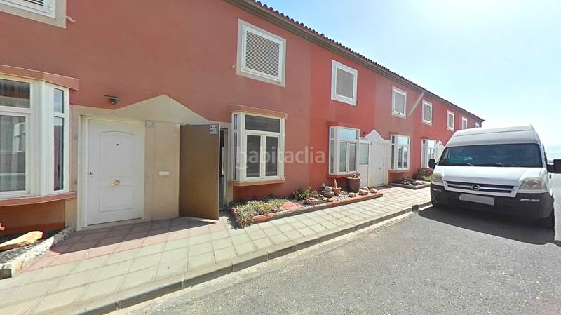 Foto 3c912a65-2515-49d2-9007-6791eff040dd. Casa adossada a Caleta de Fuste Antigua