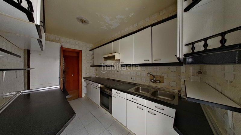 Foto 0e191988-65da-476c-8258-7ece1bfbbde2. Flat with heating in Reyes Parla