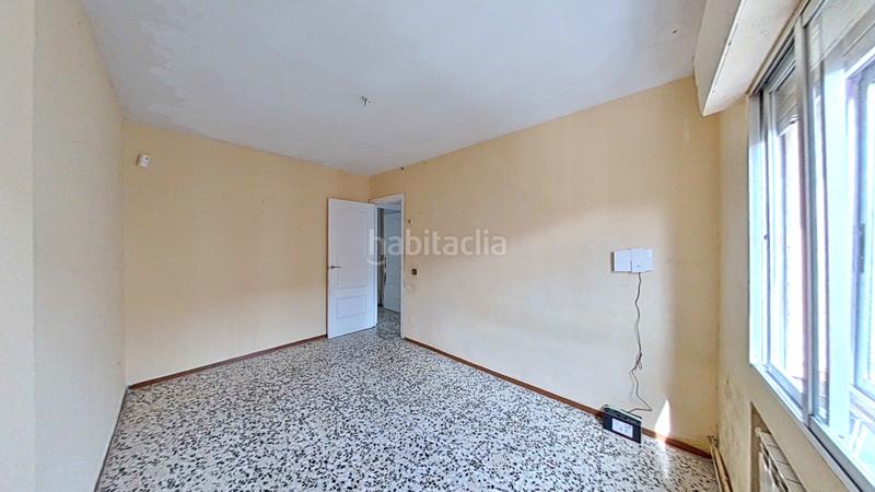 Foto f150198e-2e24-4d09-b406-faced2c73518. Flat with heating in Reyes Parla