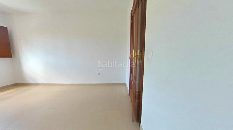 Foto aec2396a-fafc-4c6e-8cae-4ac42f7f3f8e. Flat with heating in Torre la Ribera
