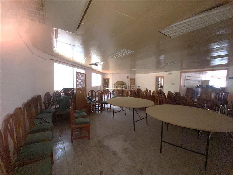 Foto 447e014c-5e27-4c5f-874c-ee98445cae90. Edificio in Blanca