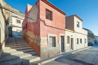 House  Calle gabriel miro