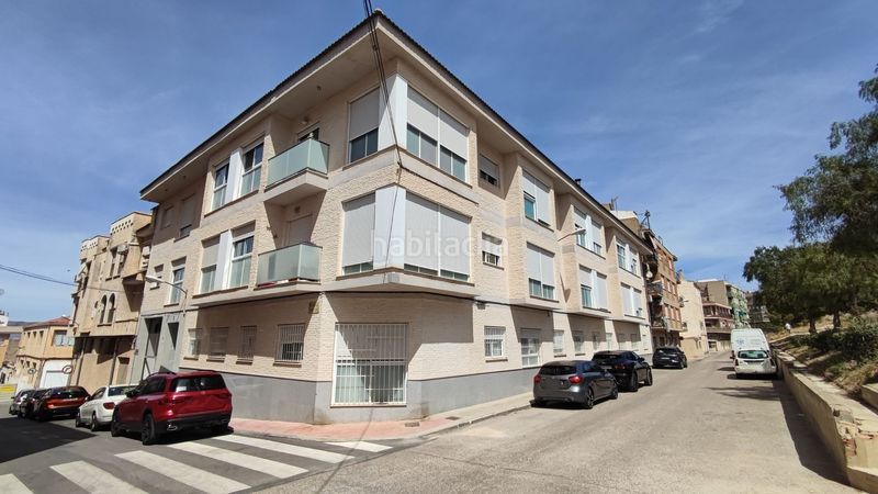 Foto 4b514e21-1bf6-4e22-bc5f-a88dd7f3c4de. Aparcament cotxe a Petrer