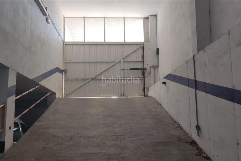Foto 9284892e-1730-4c89-935d-2dea1e66fef8. Aparcament cotxe a Fraga