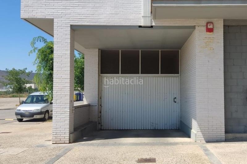 Foto 966ef185-5847-4f17-8fec-b69b8d8c5058. Aparcament cotxe a Fraga