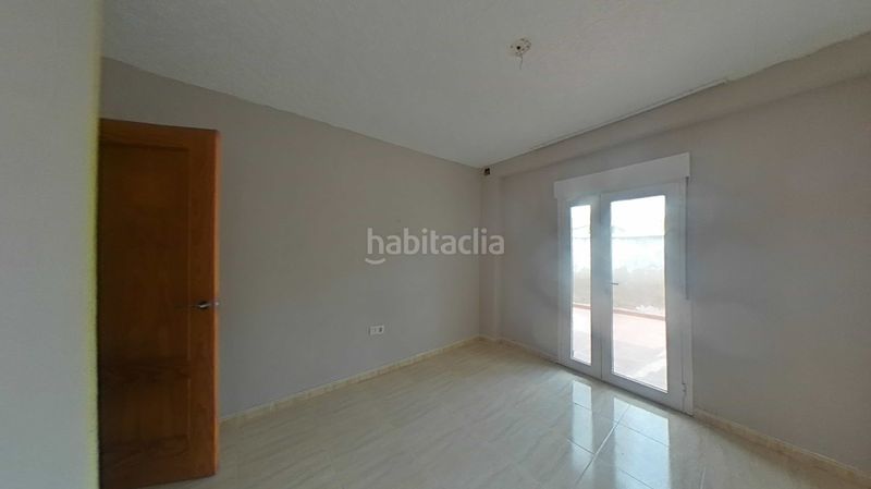 Foto d00f53e3-3fd1-4df3-9d2e-04ce3547a851. Chalet with parking in Arjona