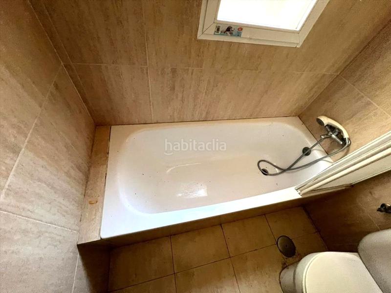 Foto 9ac1149c-3d49-49f6-a551-fbfb69f6f19d. Maison avec chauffage parking dans Fuentenovilla