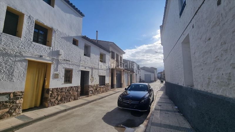 Foto 8f82e286-2e7b-48d1-8bce-5dd689956fca. Casa adossada a Lumpiaque