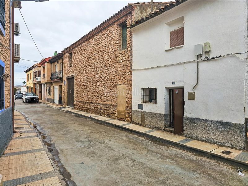 Foto ee57f478-311a-4022-a3f0-b43f2021d250. Casa adossada a Lumpiaque