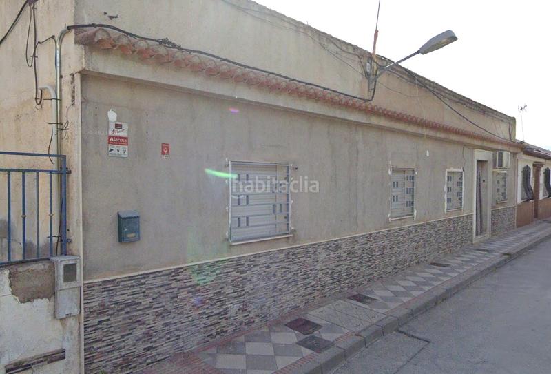 Foto 2ef6ad30-beea-4bc3-b32e-201236edcb4d. Casa en Atarfe