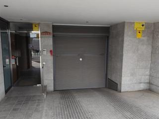 Parking coche  Periodista grane