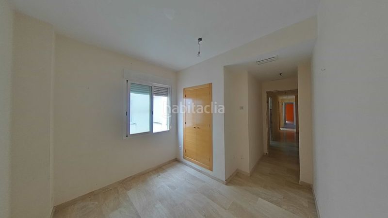 Foto 0d399226-288d-4ffd-bd1b-514b4fc06ee0. Pis a Sueca Sueca