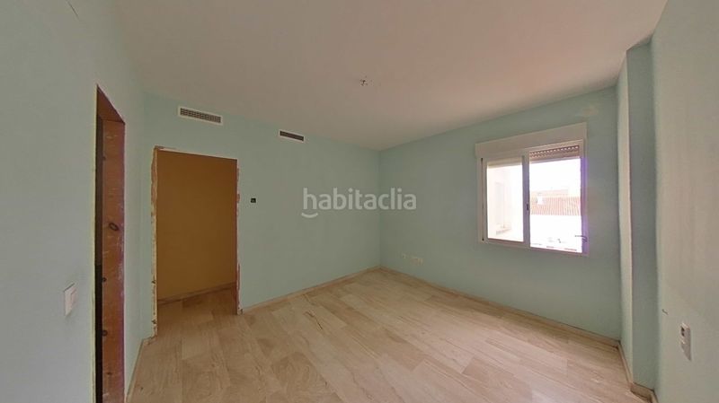 Foto 40fe2e0b-f207-40f9-a449-c5ddbd589a7f. Pis a Sueca Sueca