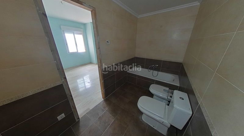 Foto 5c81caaa-ae40-4bc5-a30f-9a736d9cb808. Pis a Sueca Sueca