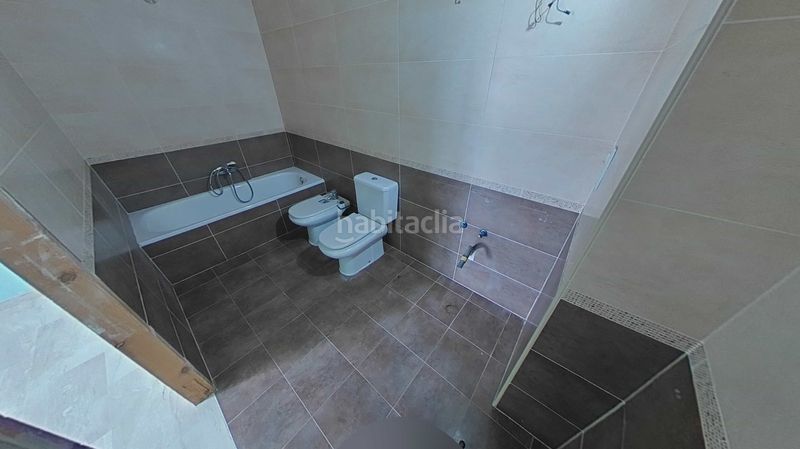 Foto 8a8cee80-2e82-41bc-984d-104ccb27e33b. Pis a Sueca Sueca