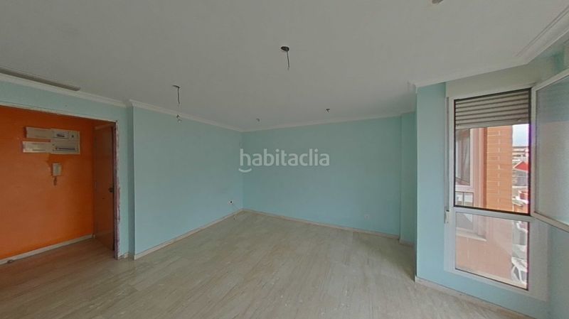 Foto b7328fd6-8f30-49ef-9fb2-41fdc6f1ddf7. Pis a Sueca Sueca