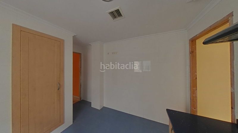 Foto f1b7e13d-8e90-407d-adcc-14b1fd9742f7. Pis a Sueca Sueca