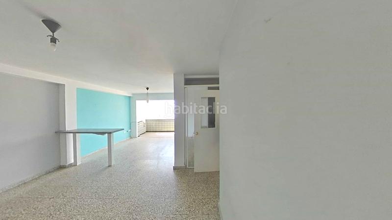 Foto 79b8d0b2-0f63-4c06-afb3-cd613793c050. Piso en sierra de Estepona - avda. de andalucía Estepona