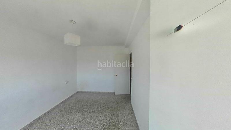 Foto d7785c08-1b7a-450c-8f83-782cce810435. Piso en sierra de Estepona - avda. de andalucía Estepona