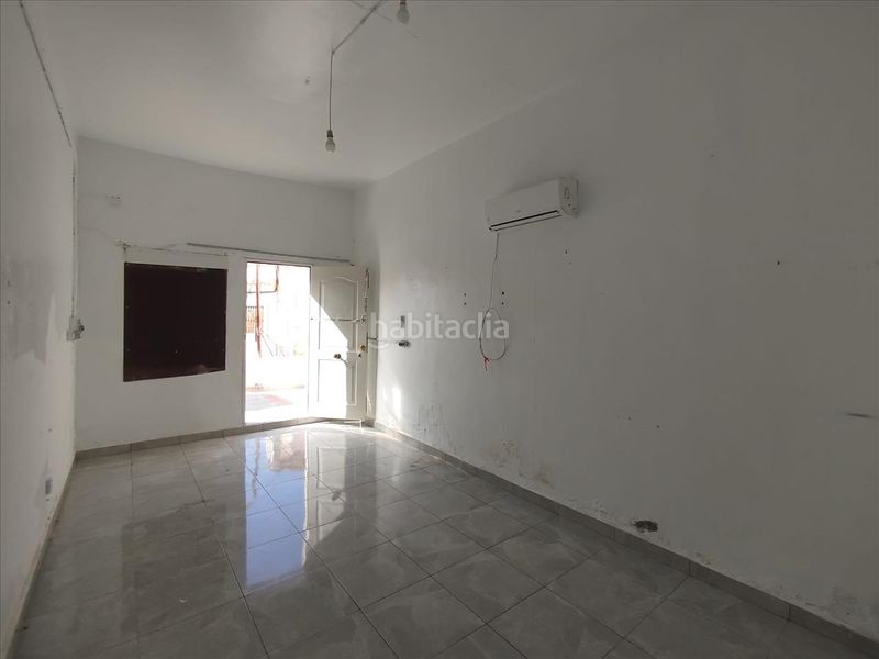 Foto 243d3cf0-b3b0-4119-9e96-8ac6913f6b5d. Casa a Centro Almería