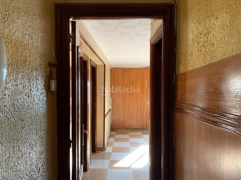 Foto c6edbdb9-d54f-47b6-bb51-78e897f4059c. Flat with heating in El Cristo Palencia