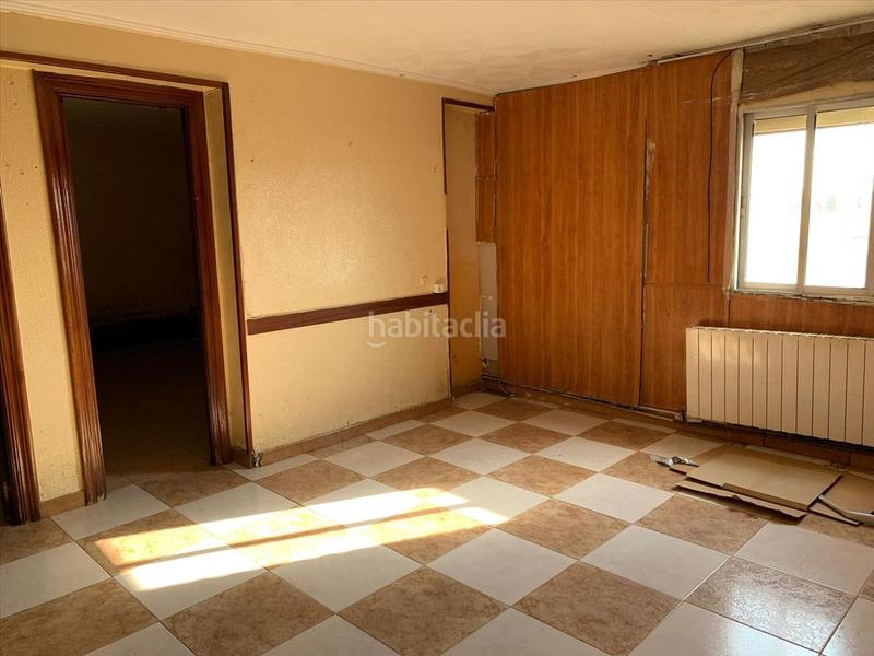 Foto ed0ab8fe-ba9b-46ba-b614-a7dda9ba799f. Pis amb calefacció a El Cristo Palencia