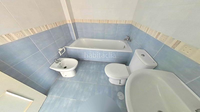 Foto 5b9fc61d-2e03-447a-8de2-2a8ca40b005f. Casa a schiera con riscaldamento in Espartinas pueblo Espartinas