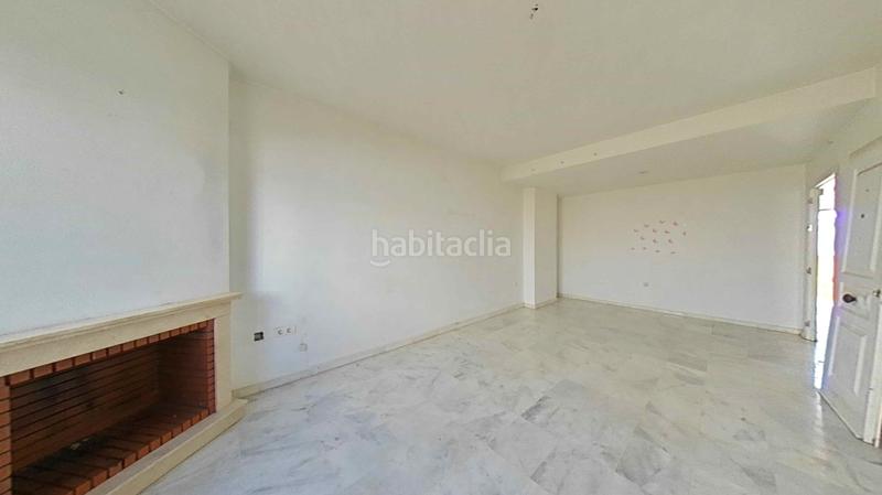 Foto 5d0a4448-7fa7-4338-81a7-75953f4aeb08. Casa adosada en Espartinas pueblo Espartinas