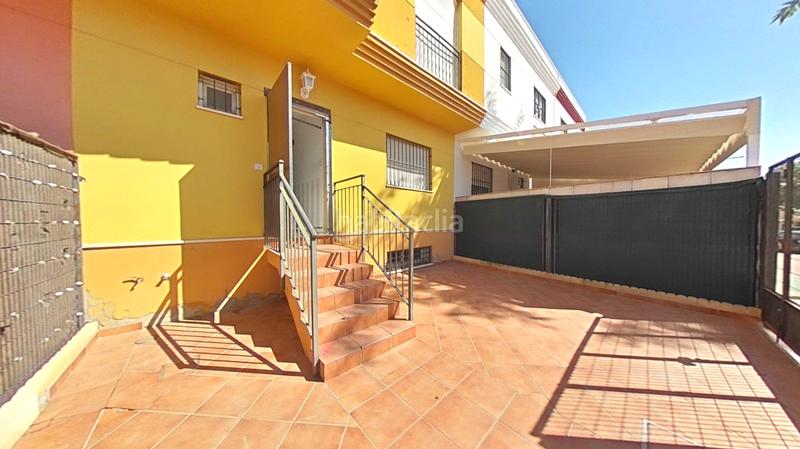 Foto bd91c2e9-e5bc-45ad-90d7-d24086a538b0. Casa adosada en Espartinas pueblo Espartinas