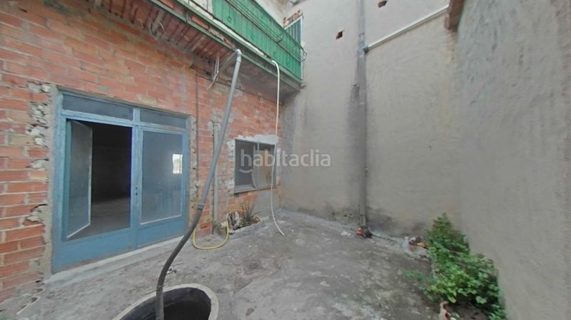 Foto a3d1f508-0ab6-4ae3-afde-36e4e07170b2. Casa amb aparcament a Bèlgida