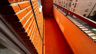 Pis  Calle calderón de la barca