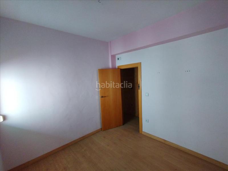 Foto db220392-822e-42ac-883f-3cc6aa0bd4d9. Etagenwohnung in Linarejos Linares